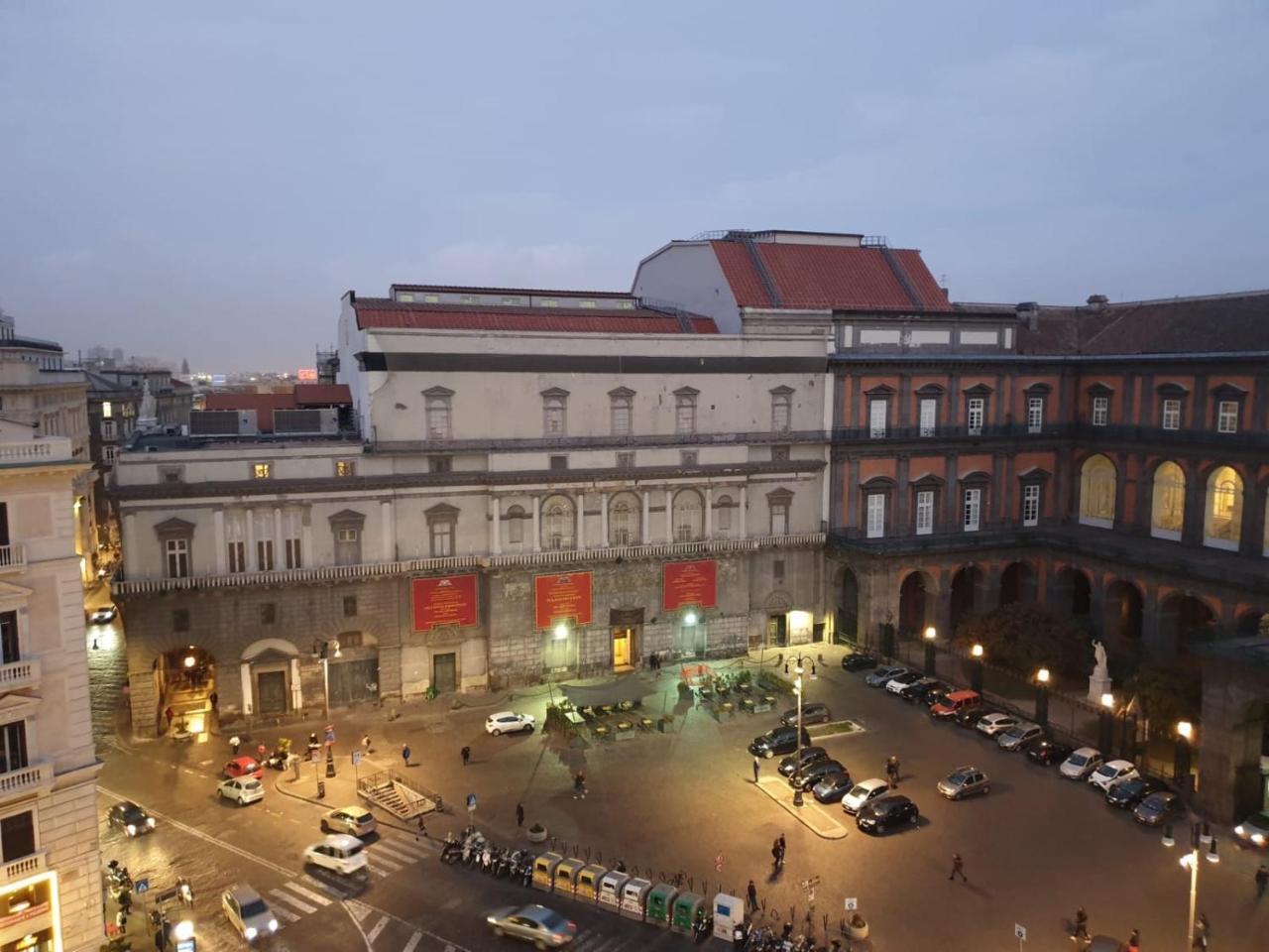 Domus Zapata Hotel Napoli Eksteriør billede